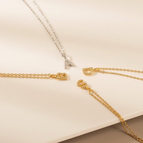 Hypoallergenic Gold Initial Pendant Necklace - Trendy Personalized Accessory - Picture 9 of 9